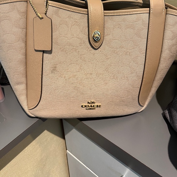 Hadley Turnlock Tote Bag With Signature Canvas - Picture 1 of 10